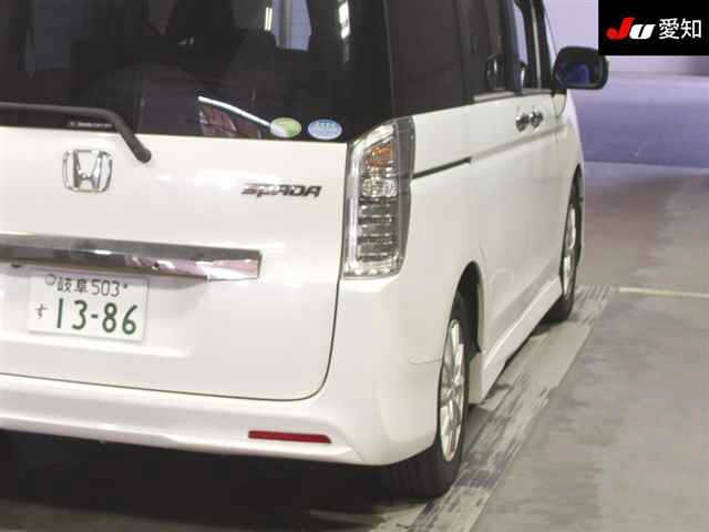 HONDA STEP WAGON 2013