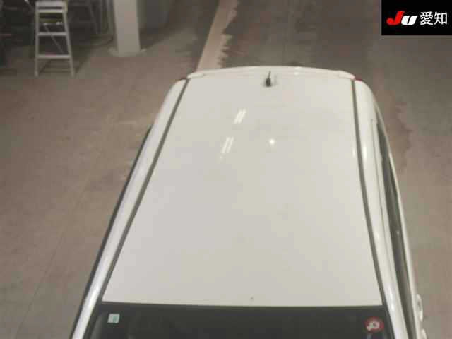 TOYOTA ISIS 2010