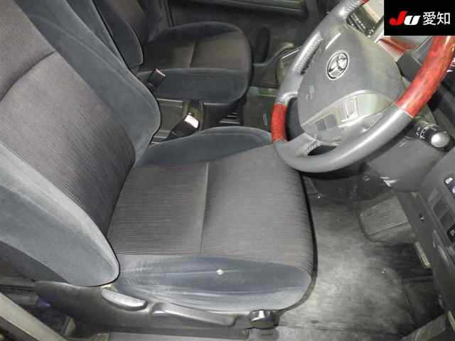 TOYOTA VELLFIRE 2008