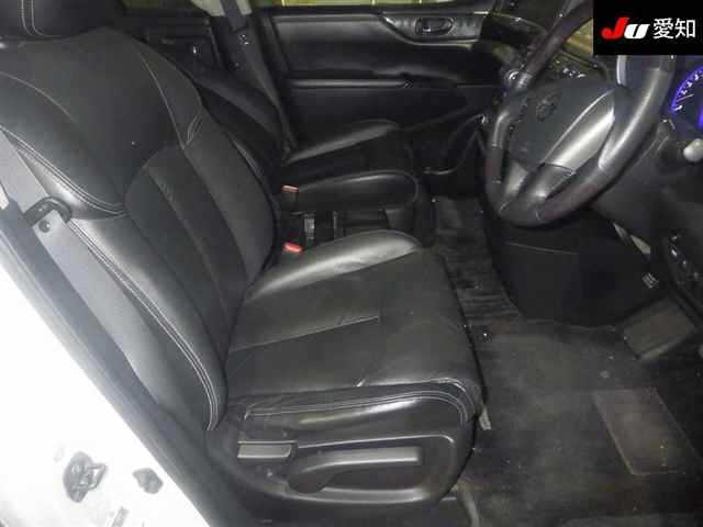 NISSAN ELGRAND 2011