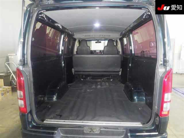 TOYOTA HIACE VAN 2008