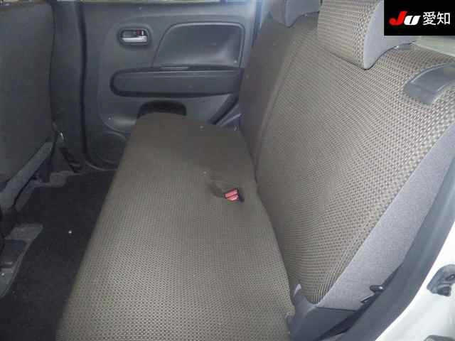SUZUKI MRWAGON 2011