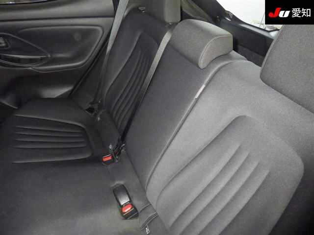 TOYOTA YARIS 2023