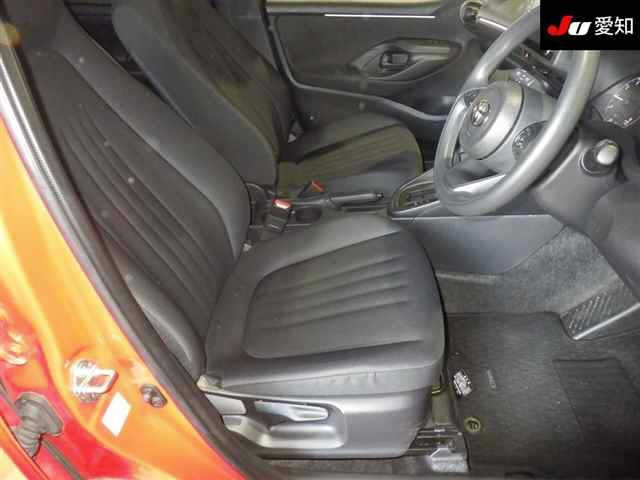 TOYOTA YARIS 2023