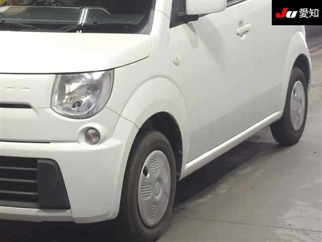 SUZUKI MRWAGON 2011