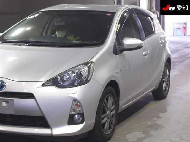 TOYOTA AQUA 2014