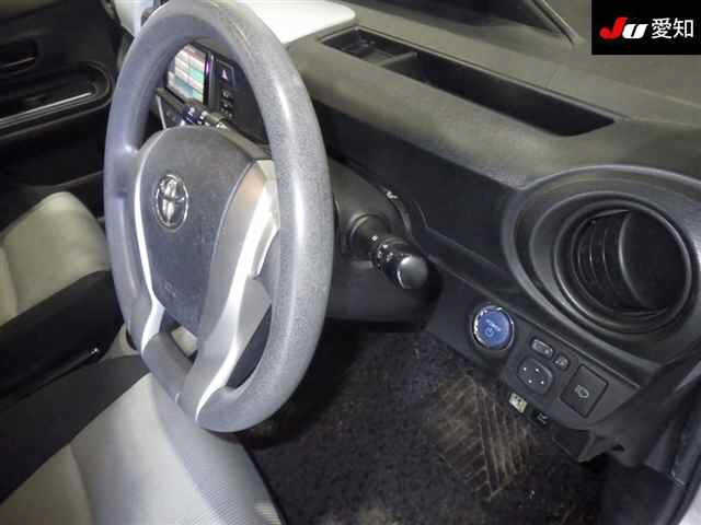TOYOTA AQUA 2014