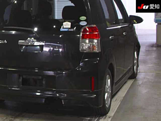 TOYOTA SPADE 2012