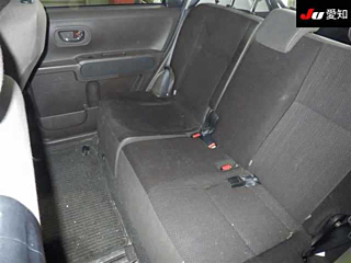 TOYOTA SPADE 2012