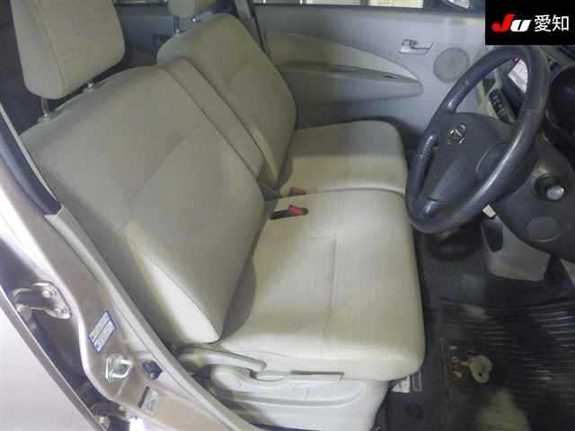 DAIHATSU MOVE 2013