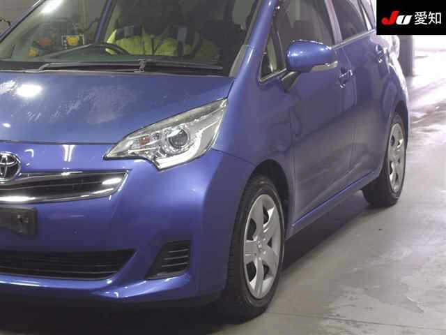 TOYOTA RACTIS 2014