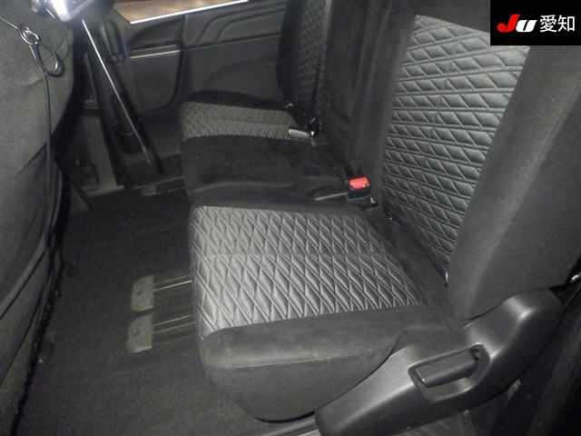 MITSUBISHI DELICA D5 2023