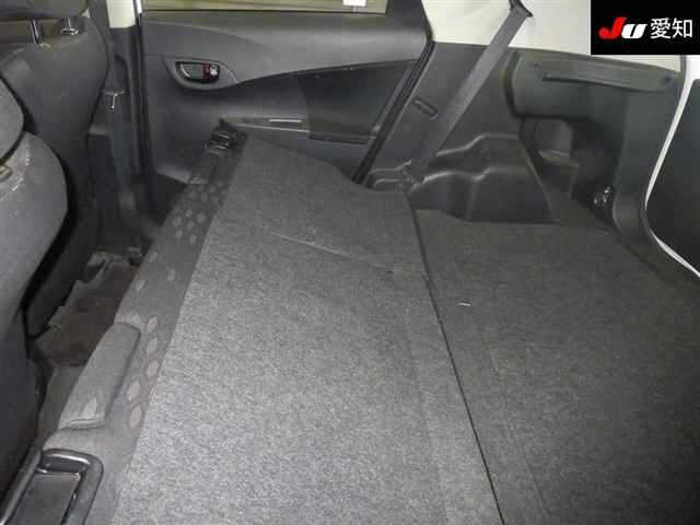 TOYOTA RACTIS 2011