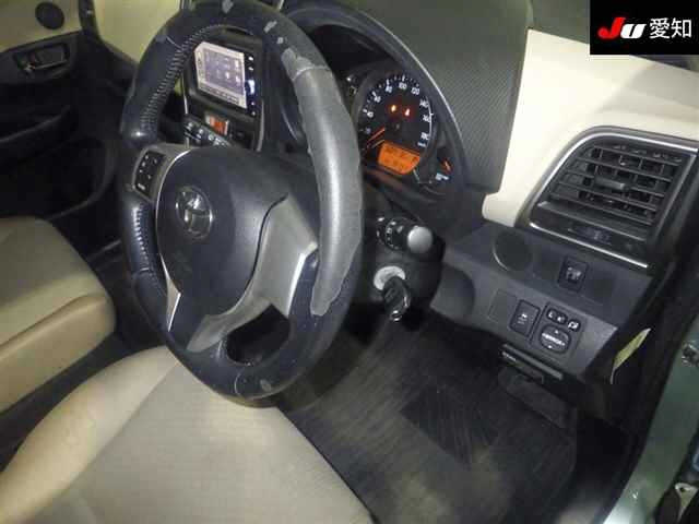 TOYOTA RACTIS 2013