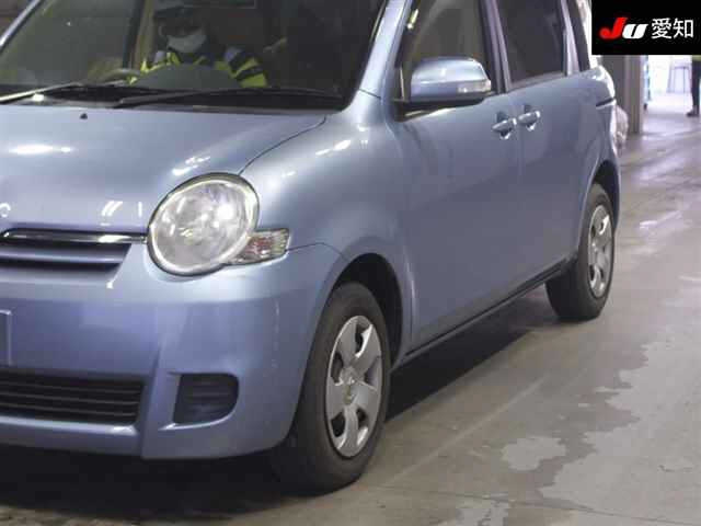 TOYOTA SIENTA 2012