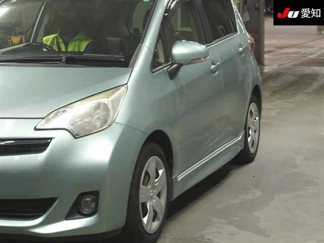 TOYOTA RACTIS 2013