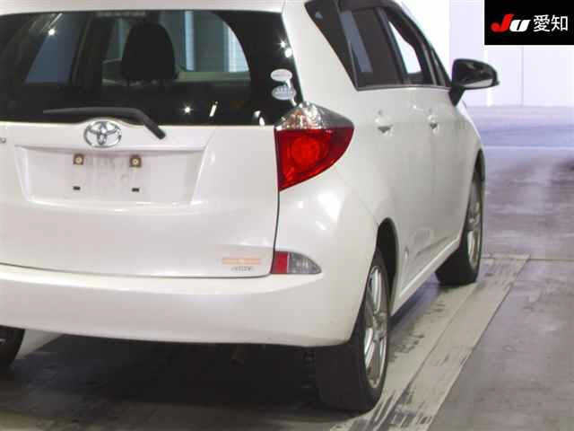 TOYOTA RACTIS 2011