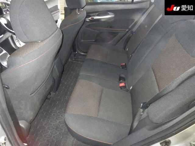 TOYOTA AURIS 2010
