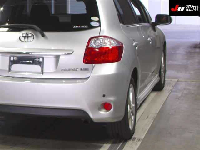 TOYOTA AURIS 2010