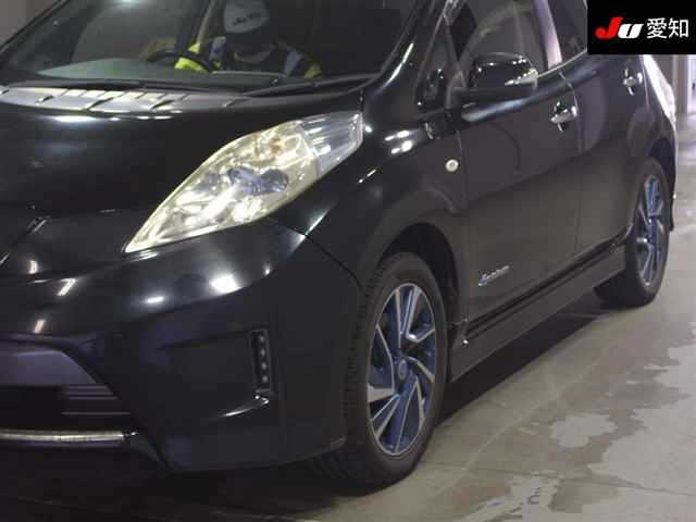 NISSAN LEAF 2014