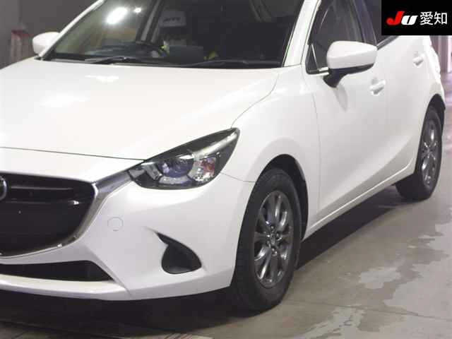 MAZDA DEMIO 2018