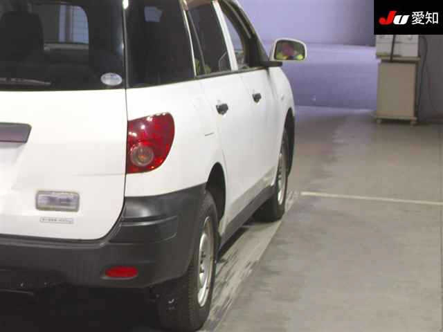 NISSAN AD 2011