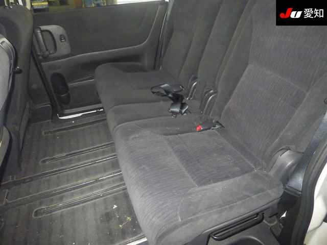 NISSAN SERENA 2010