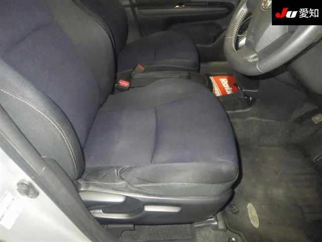 TOYOTA WISH 2012