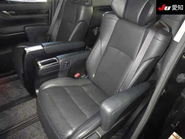 TOYOTA VELLFIRE 2018