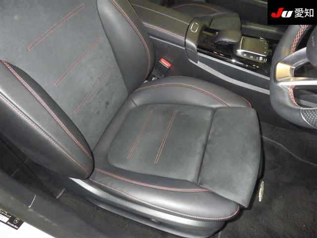 MERCEDES BENZ A CLASS 2022