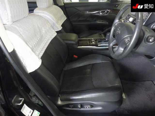 NISSAN FUGA 2011