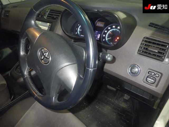 TOYOTA MARK X ZIO 2008