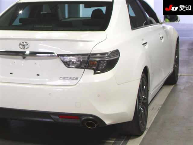TOYOTA MARK X 2016