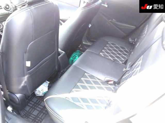 MAZDA DEMIO 2015