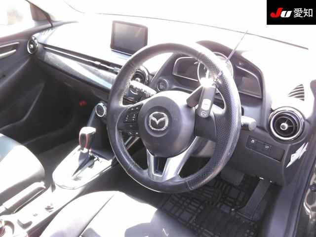 MAZDA DEMIO 2015