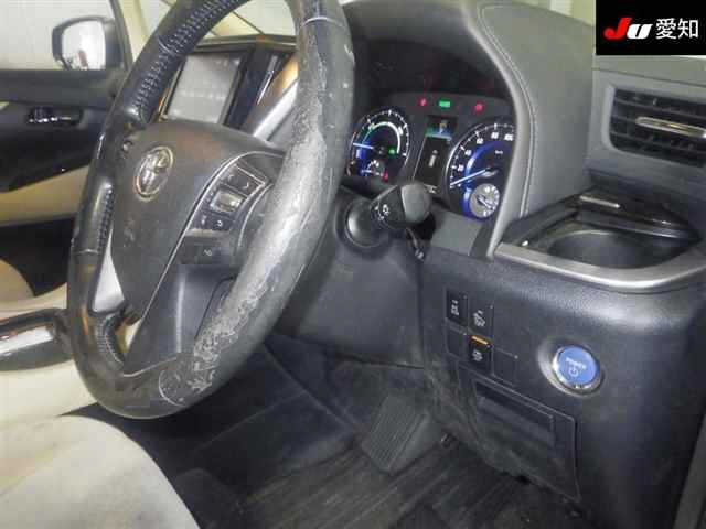 TOYOTA VELLFIRE 2016