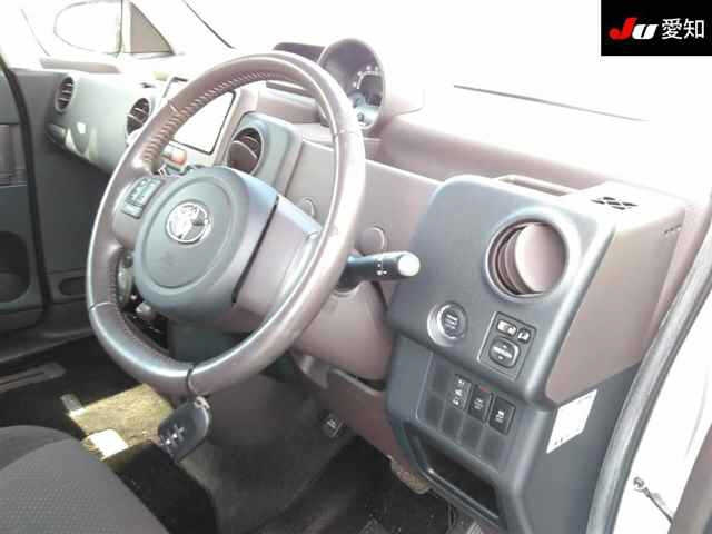TOYOTA SPADE 2015