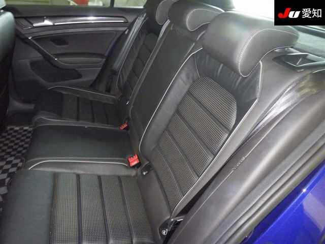 VOLKSWAGEN GOLF 2017