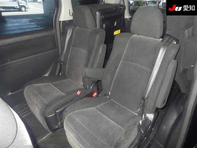 TOYOTA ALPHARD 2014
