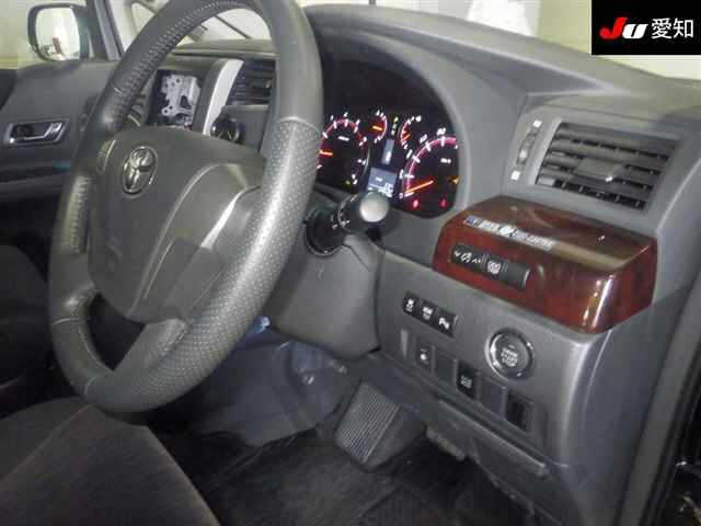 TOYOTA ALPHARD 2014