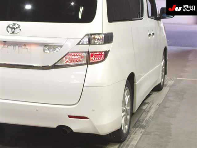 TOYOTA VELLFIRE 2008
