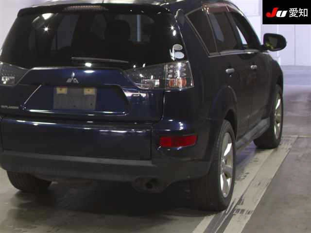 MITSUBISHI OUTLANDER 2010