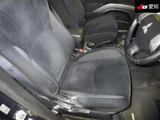 MITSUBISHI OUTLANDER 2010