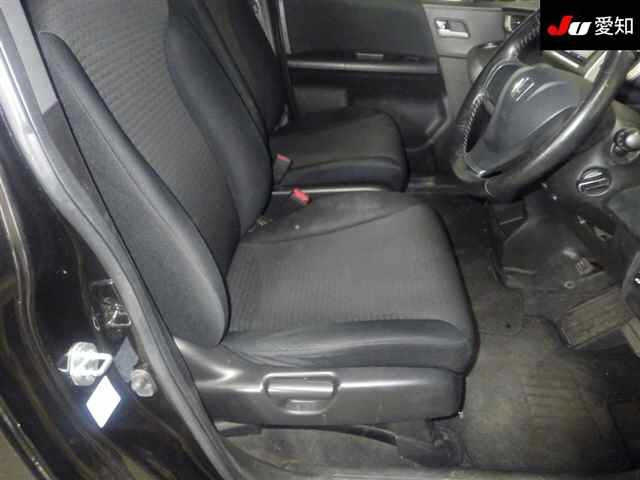 HONDA FREED 2011