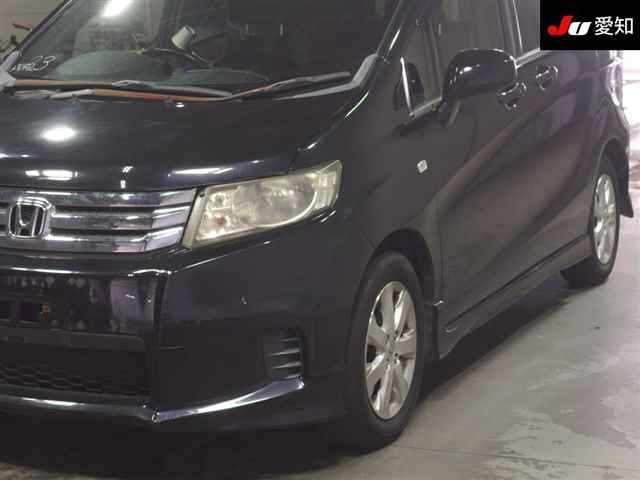 HONDA FREED 2011
