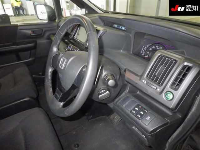 HONDA STEP WAGON 2010