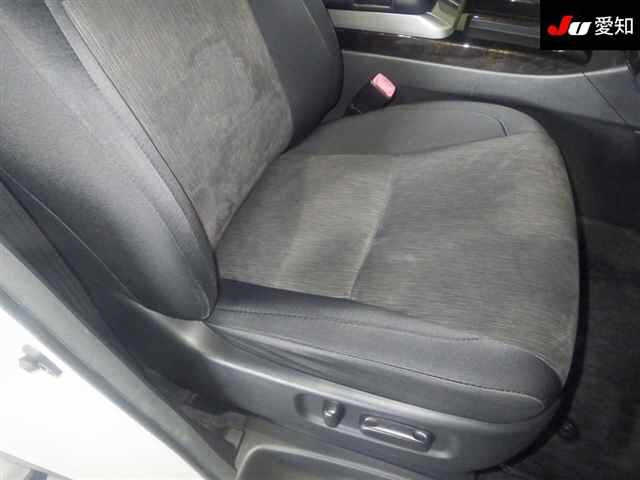 TOYOTA VELLFIRE 2014