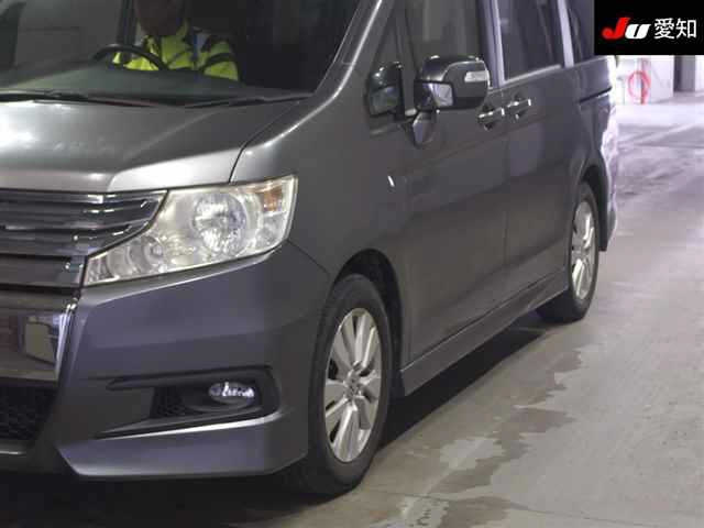 HONDA STEP WAGON 2010
