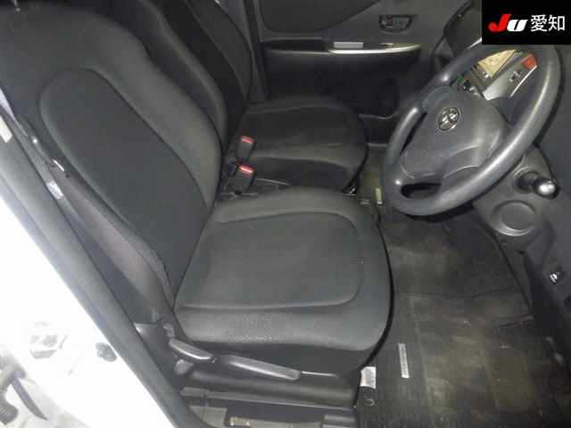TOYOTA RACTIS 2010