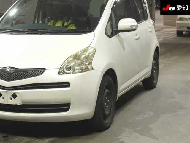 TOYOTA RACTIS 2010
